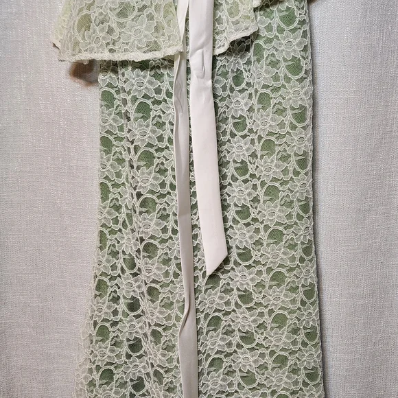 Mori Lee Madeline Gardner Formal Evening Lace Bridesmaid Wedding Fancy Full - Picture 4 of 16